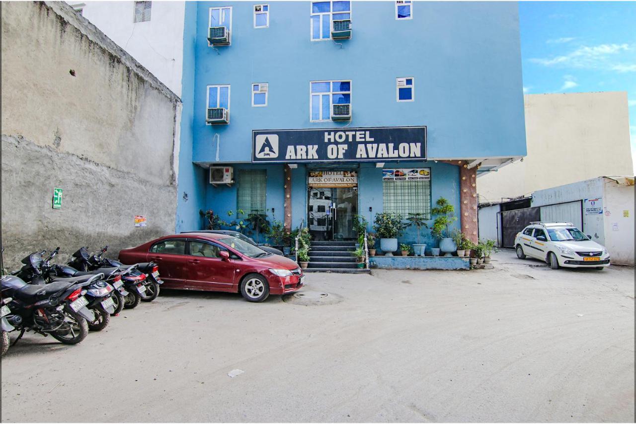 Fabhotel Airport Avalon Near Igi Airport Нью-Дели Экстерьер фото