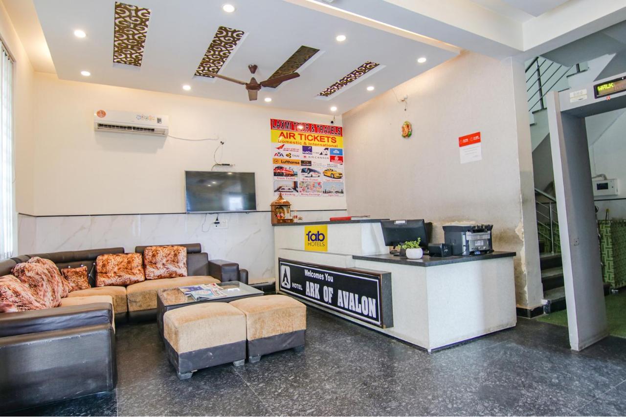 Fabhotel Airport Avalon Near Igi Airport Нью-Дели Экстерьер фото